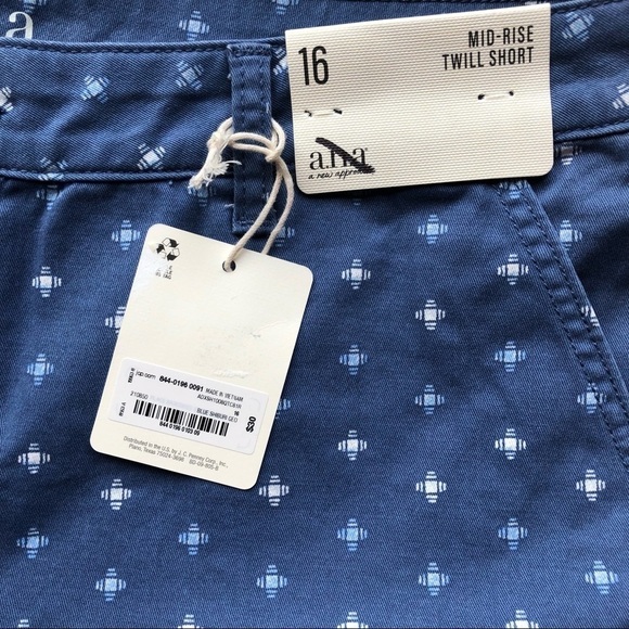 A.n.a. Blue Mid Rise Twill Shorts 16 - Picture 7 of 8